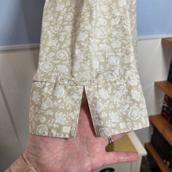 Croft & Barrow 3X Beige White Floral Semi Fitted Button Up Longsleeve Blouse - Picture 5 of 10